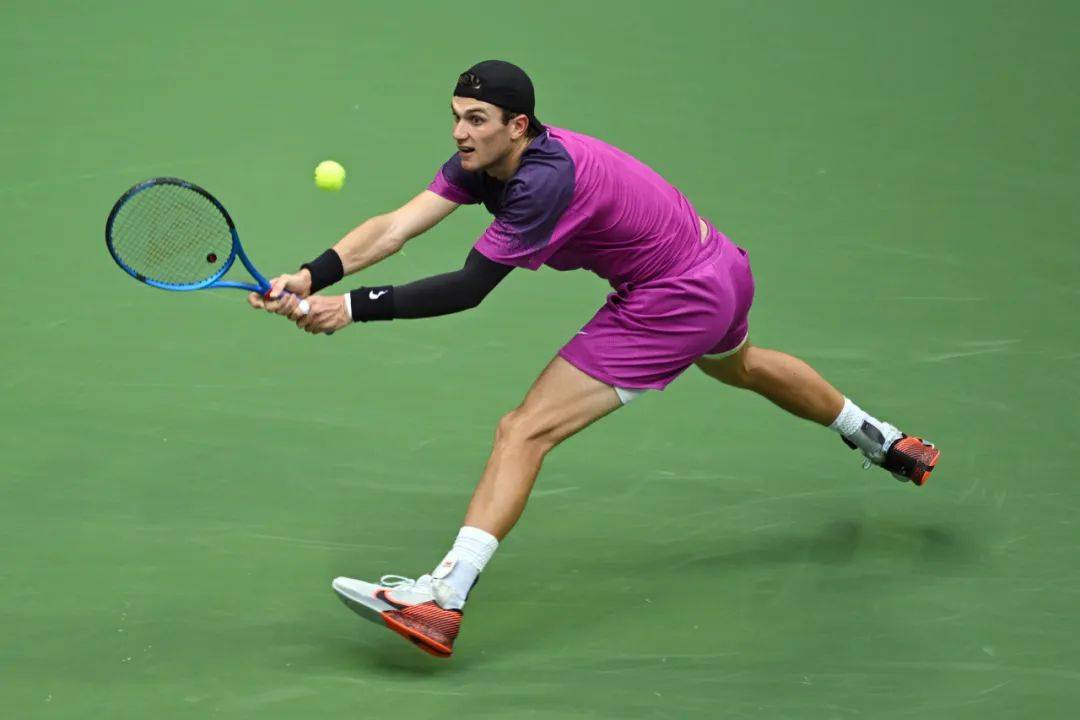 之姿频频创 之姿频频创