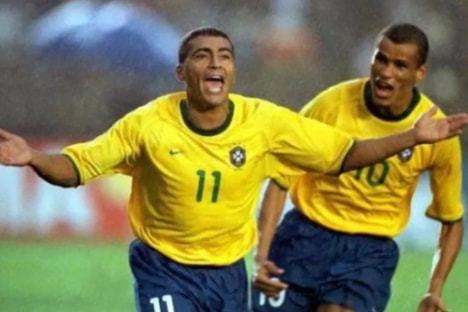 战中占据优 战中占据优